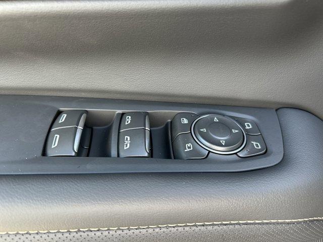 new 2025 Chevrolet Suburban car, priced at $80,310