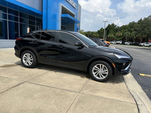 new 2025 Buick Envista car, priced at $26,144