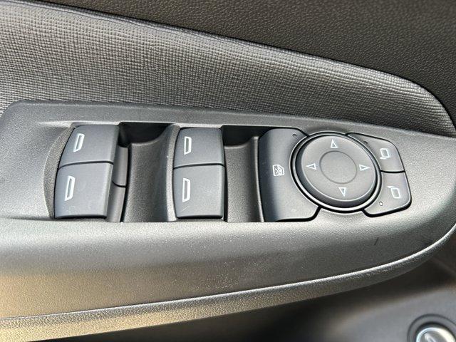 new 2025 Buick Envista car, priced at $26,144