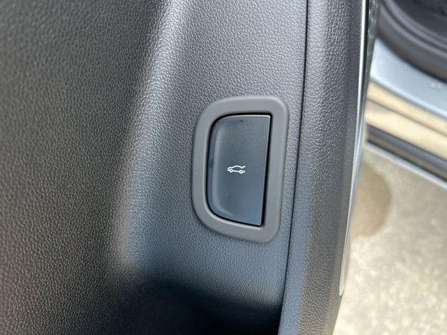new 2025 Buick Enclave car, priced at $59,259