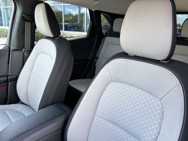 new 2025 Ford Escape car, priced at $27,202