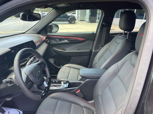 new 2025 Chevrolet TrailBlazer car, priced at $27,296