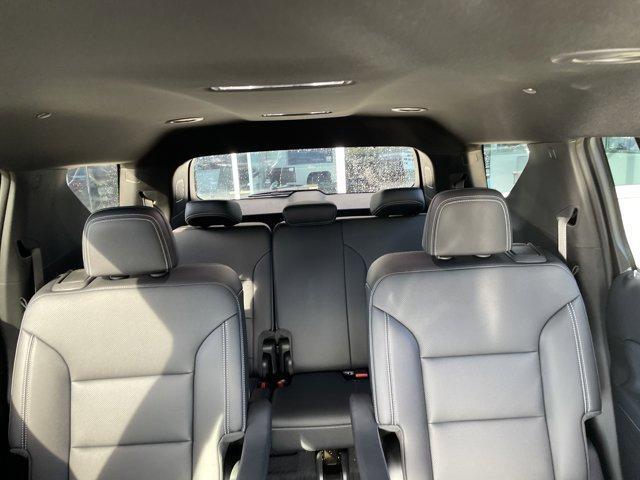 new 2025 Chevrolet Traverse car, priced at $41,345