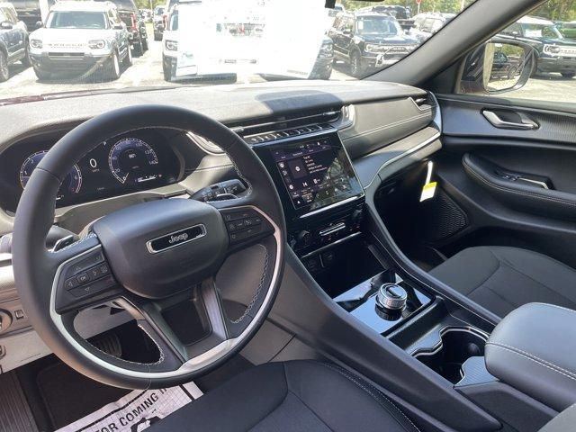 new 2025 Jeep Grand Cherokee L car, priced at $37,302