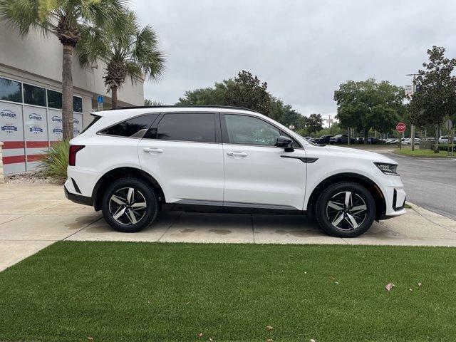 used 2021 Kia Sorento car, priced at $21,177