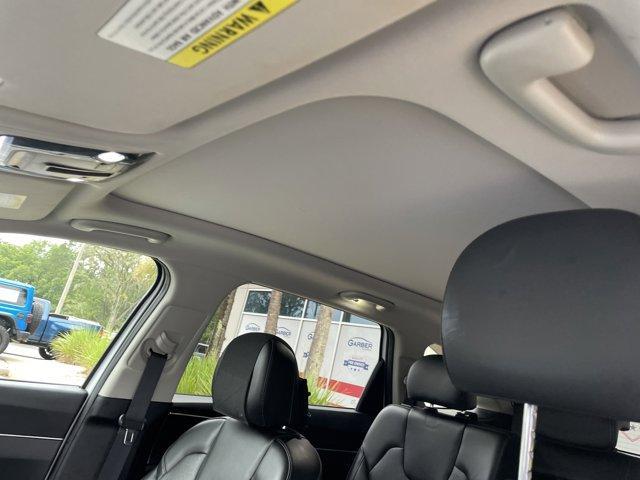 used 2021 Kia Sorento car, priced at $21,177