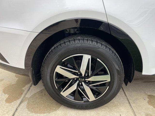 used 2021 Kia Sorento car, priced at $21,177