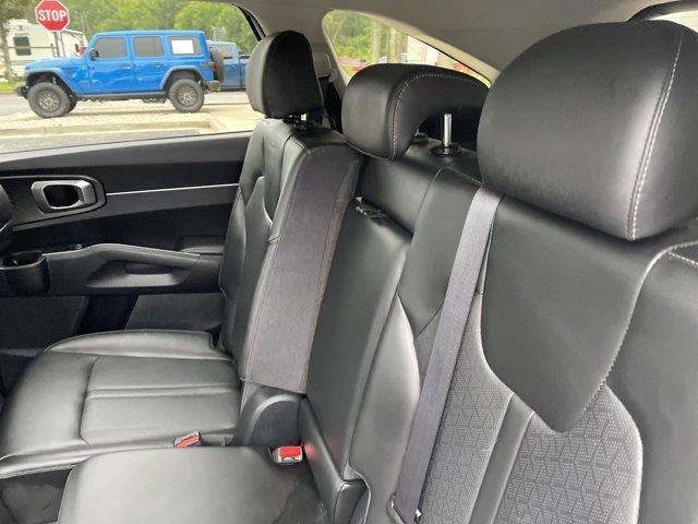used 2021 Kia Sorento car, priced at $21,177