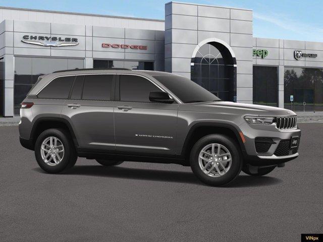 new 2025 Jeep Grand Cherokee car, priced at $42,170