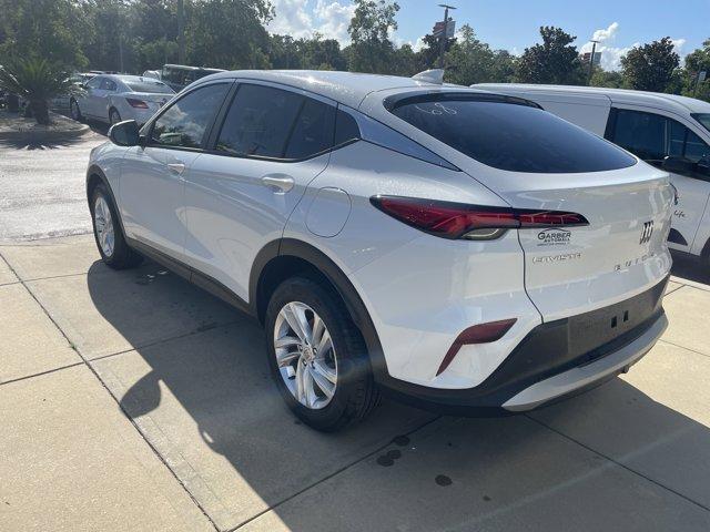 new 2025 Buick Envista car, priced at $25,686