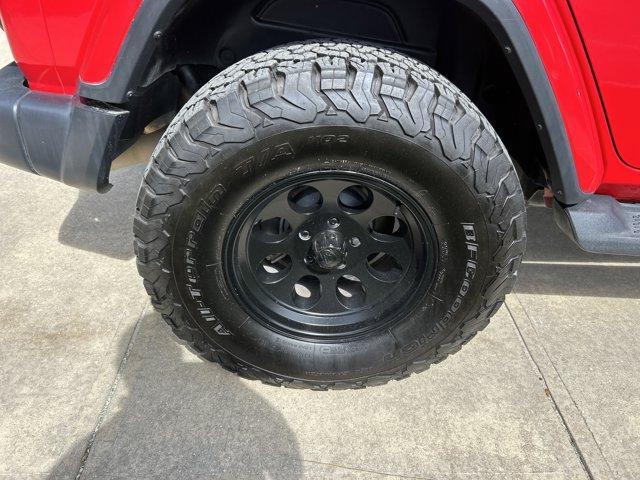 used 2019 Jeep Wrangler Unlimited car, priced at $27,526