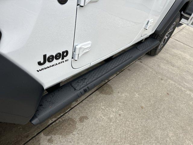new 2025 Jeep Wrangler car, priced at $50,165
