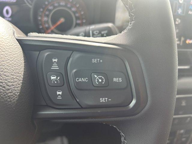 new 2025 Jeep Gladiator car, priced at $46,566