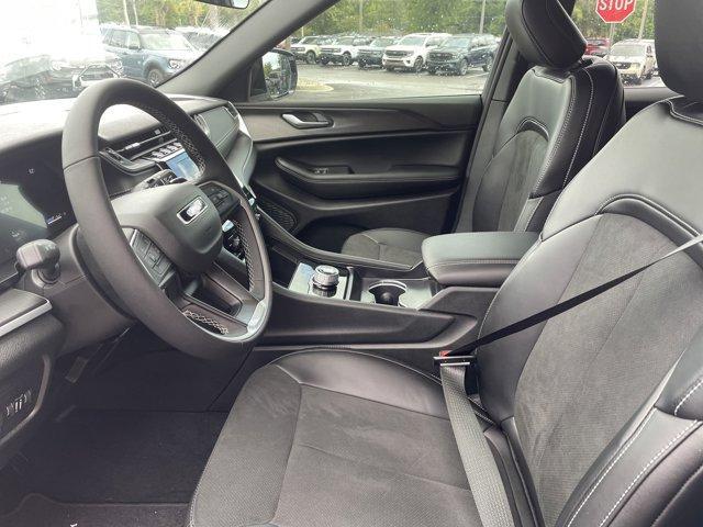 new 2025 Jeep Grand Cherokee car, priced at $37,545