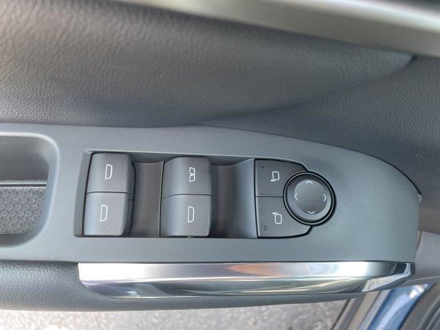 new 2025 Chevrolet Traverse car, priced at $40,445