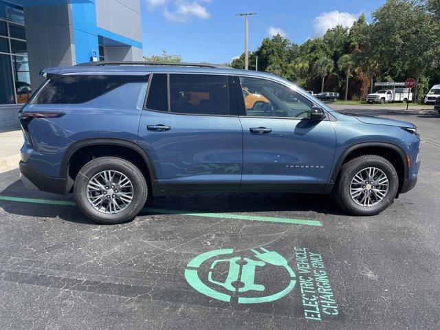 new 2025 Chevrolet Traverse car, priced at $40,445