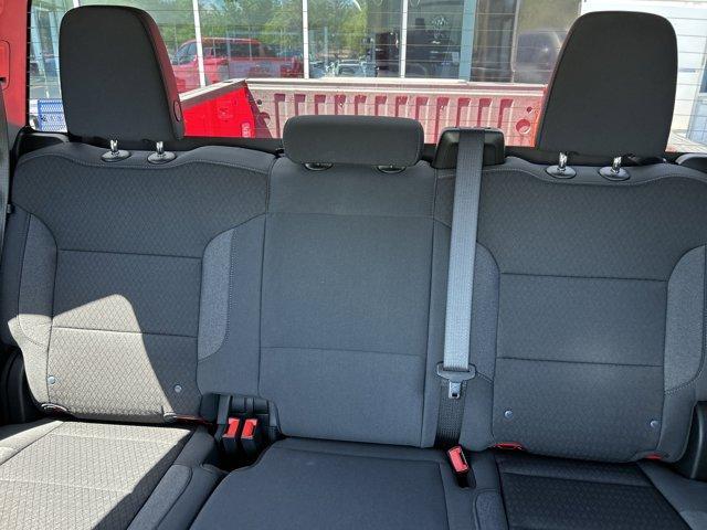 new 2025 GMC Sierra 1500 car, priced at $43,075