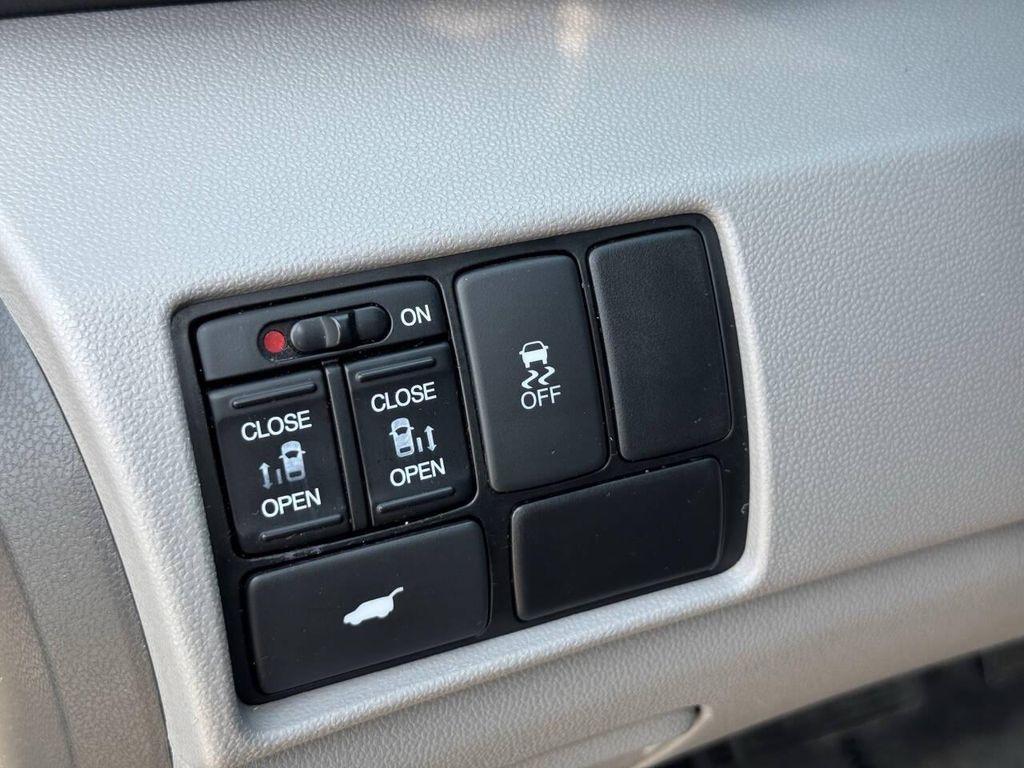 used 2013 Honda Odyssey car, priced at $6,495