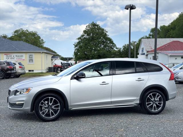 used 2017 Volvo V60 Cross Country car, priced at $13,495