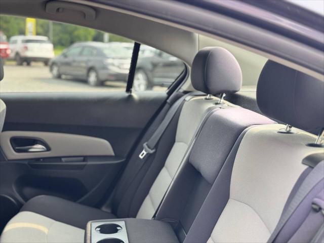 used 2013 Chevrolet Cruze car, priced at $7,595