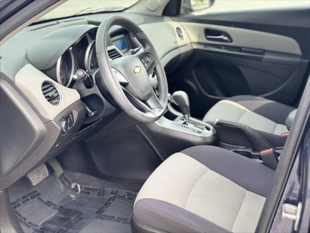 used 2013 Chevrolet Cruze car, priced at $7,595