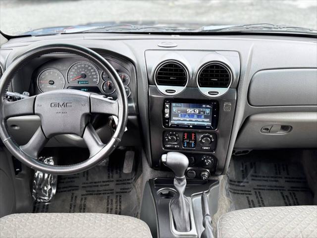 used 2004 GMC Envoy XUV car, priced at $6,995