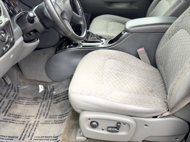 used 2004 GMC Envoy XUV car, priced at $6,995