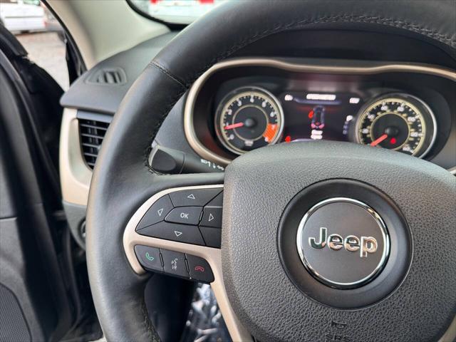 used 2014 Jeep Cherokee car, priced at $11,995