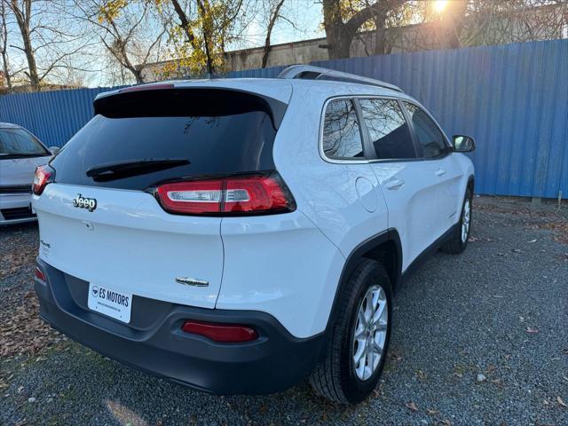 used 2016 Jeep Cherokee car, priced at $12,495