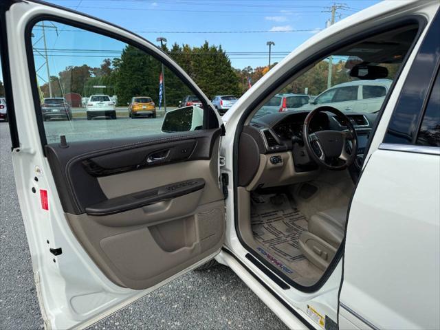 used 2013 GMC Acadia car, priced at $12,495