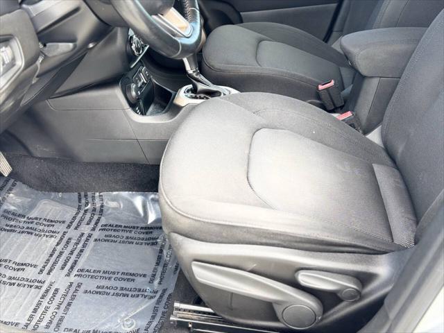 used 2016 Jeep Renegade car, priced at $10,995