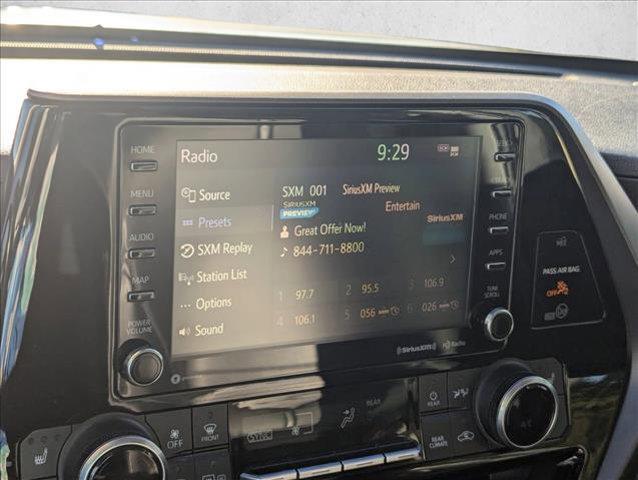 used 2021 Toyota Highlander car, priced at $27,999