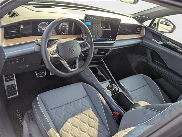new 2025 Volkswagen Tiguan car, priced at $43,047