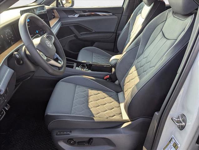 new 2025 Volkswagen Tiguan car, priced at $43,047