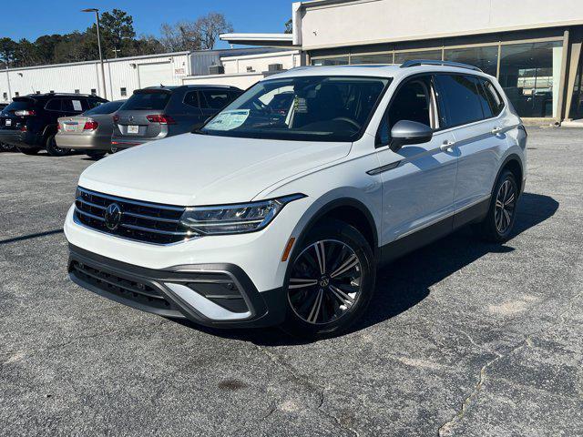 new 2024 Volkswagen Tiguan car, priced at $34,666