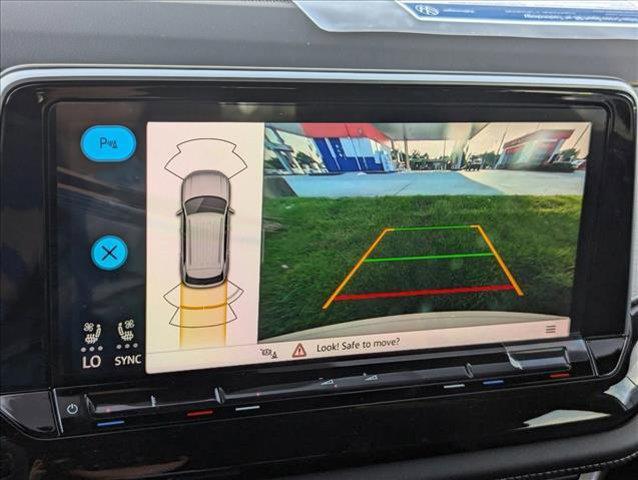 new 2026 Volkswagen Atlas Cross Sport car, priced at $46,101