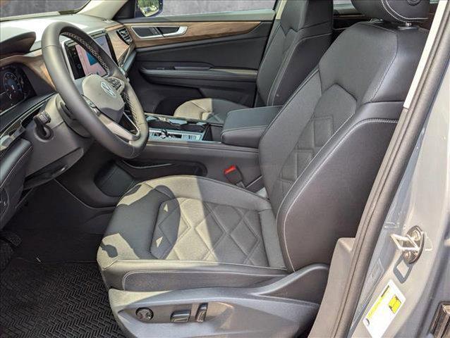 new 2025 Volkswagen Atlas car, priced at $44,531