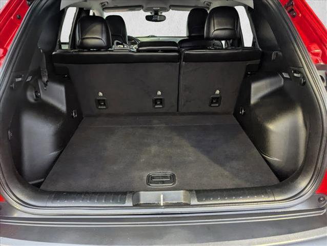 used 2019 Jeep Cherokee car, priced at $16,957