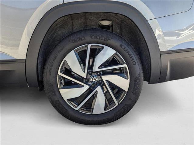 new 2025 Volkswagen Atlas car, priced at $43,461