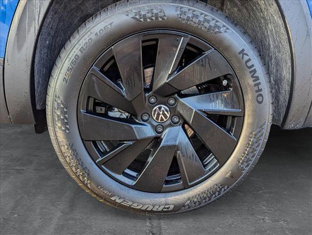 new 2025 Volkswagen Atlas car, priced at $46,631