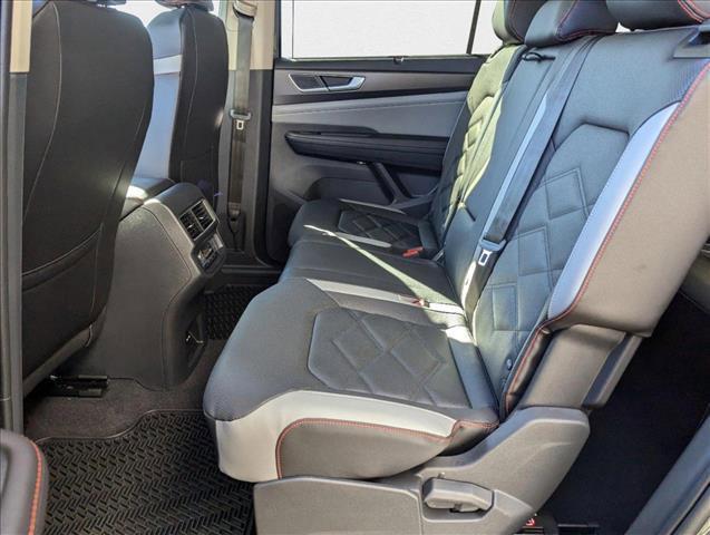 new 2025 Volkswagen Atlas car, priced at $46,371