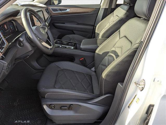 new 2025 Volkswagen Atlas car, priced at $42,161