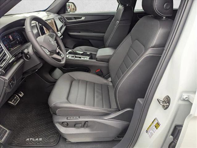 new 2026 Volkswagen Atlas Cross Sport car, priced at $53,688