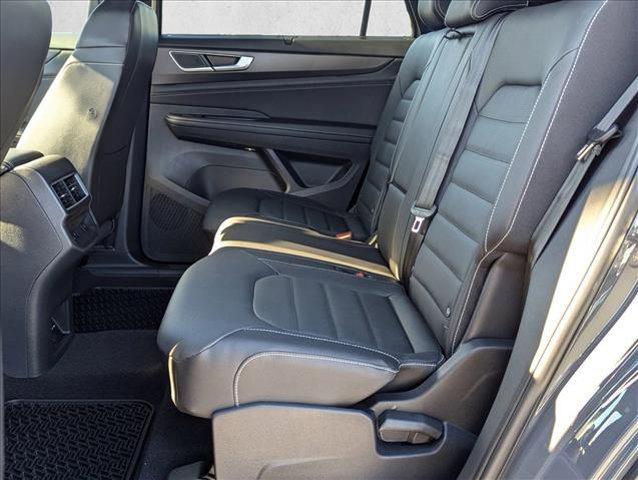 new 2026 Volkswagen Atlas Cross Sport car, priced at $53,688