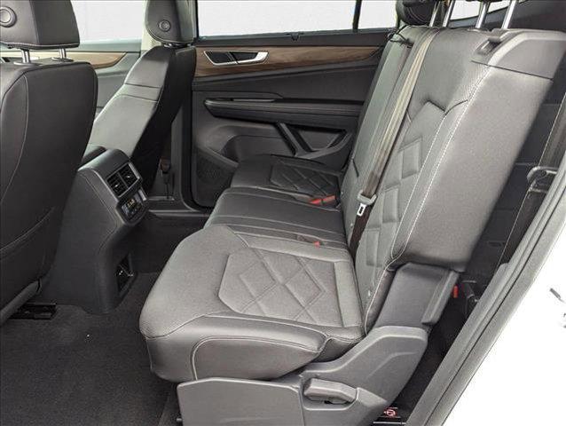 new 2025 Volkswagen Atlas car, priced at $41,566