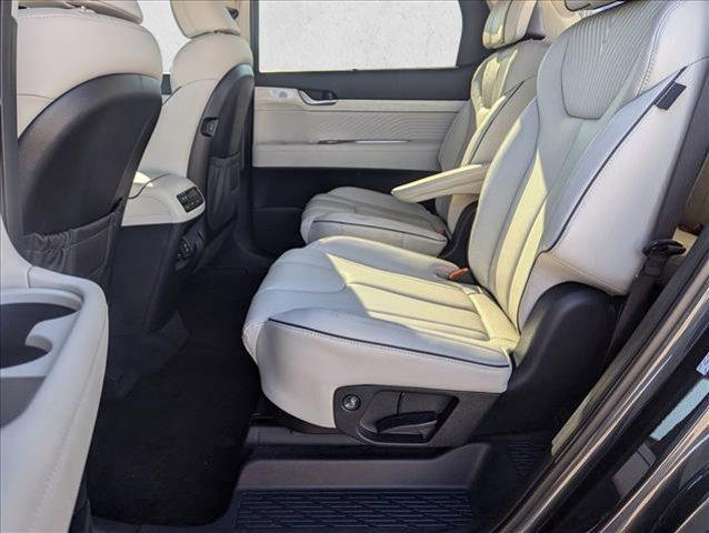 used 2024 Hyundai Palisade car, priced at $44,505