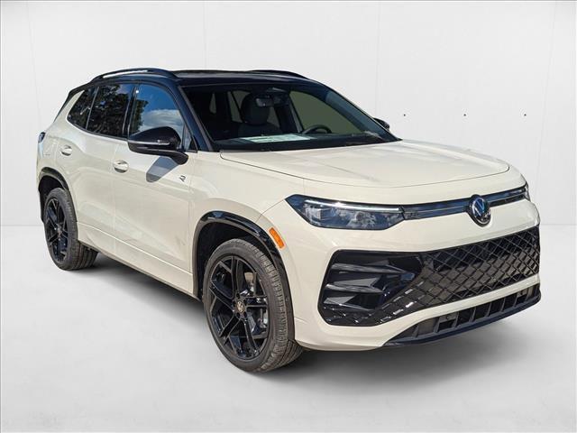 new 2025 Volkswagen Tiguan car, priced at $39,881