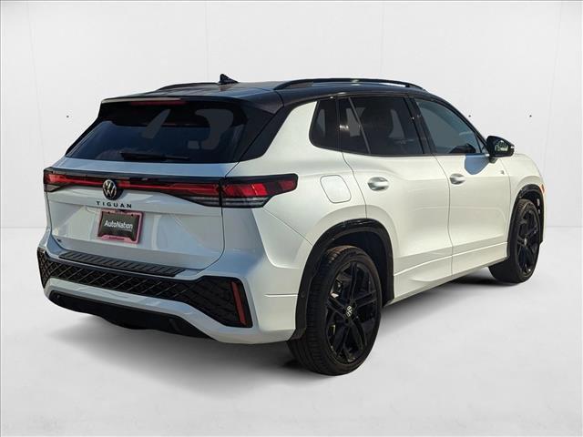 new 2025 Volkswagen Tiguan car, priced at $37,801