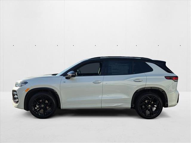 new 2025 Volkswagen Tiguan car, priced at $37,801