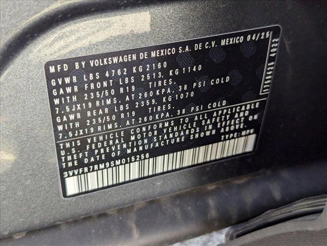 new 2025 Volkswagen Tiguan car, priced at $33,326